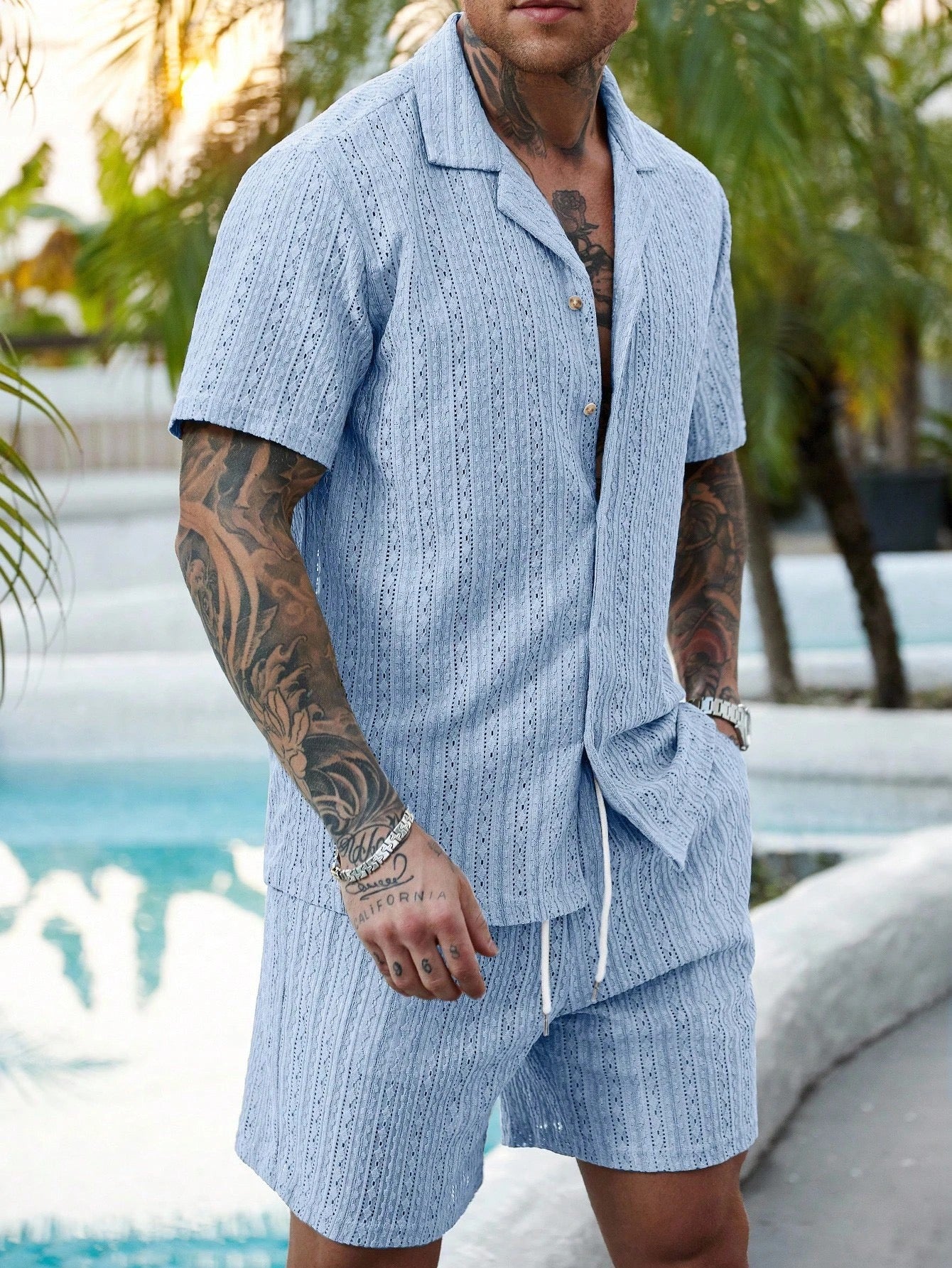 Lelmont Open-Stitch Resort Set